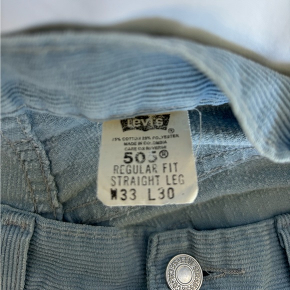 NEVER WORN VINTAGE LEVIS 505 JEAN’S CORDUROY BABY BLUE SIZE 33W 30L - Picture 3 of 4